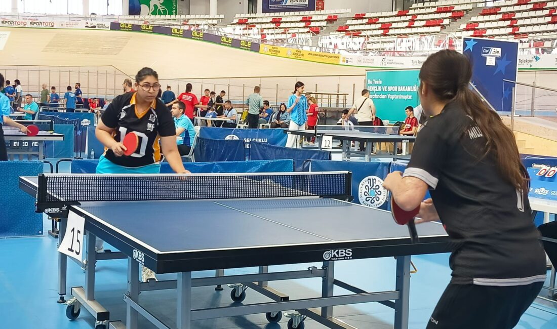 Konya’da düzenlenen Okul Sporları Özel Sporcular Türkiye Masa Tenisi Şampiyonası
