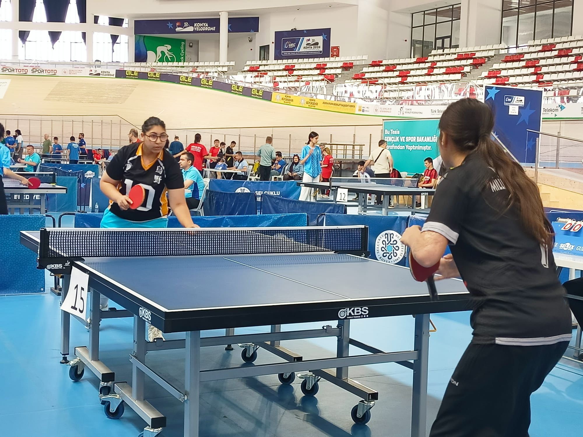 Konya’da düzenlenen Okul Sporları Özel Sporcular Türkiye Masa Tenisi Şampiyonası