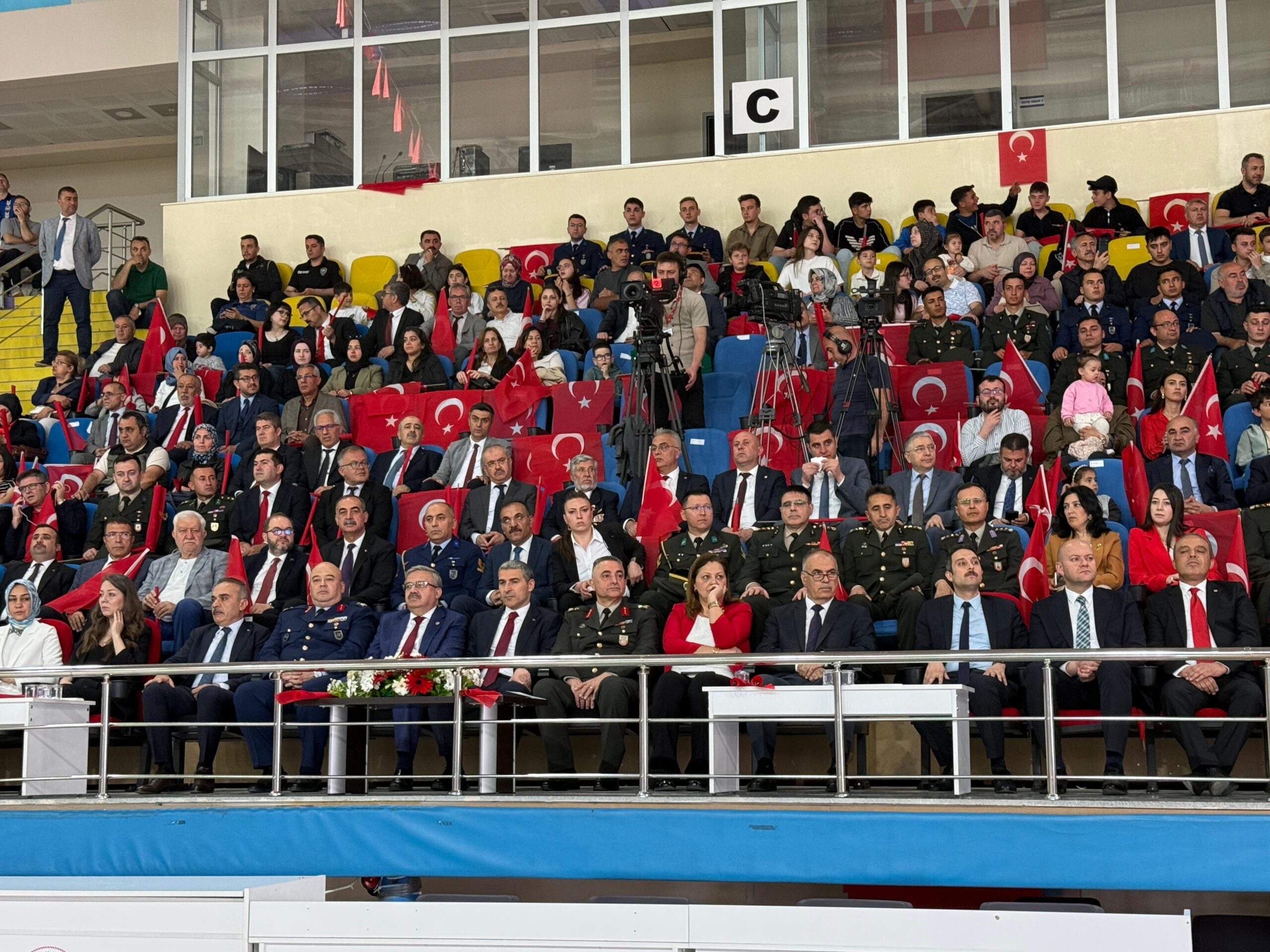 19 Mayıs Atatürk’ü Anma, Gençlik ve Spor Bayramı tüm yurtta