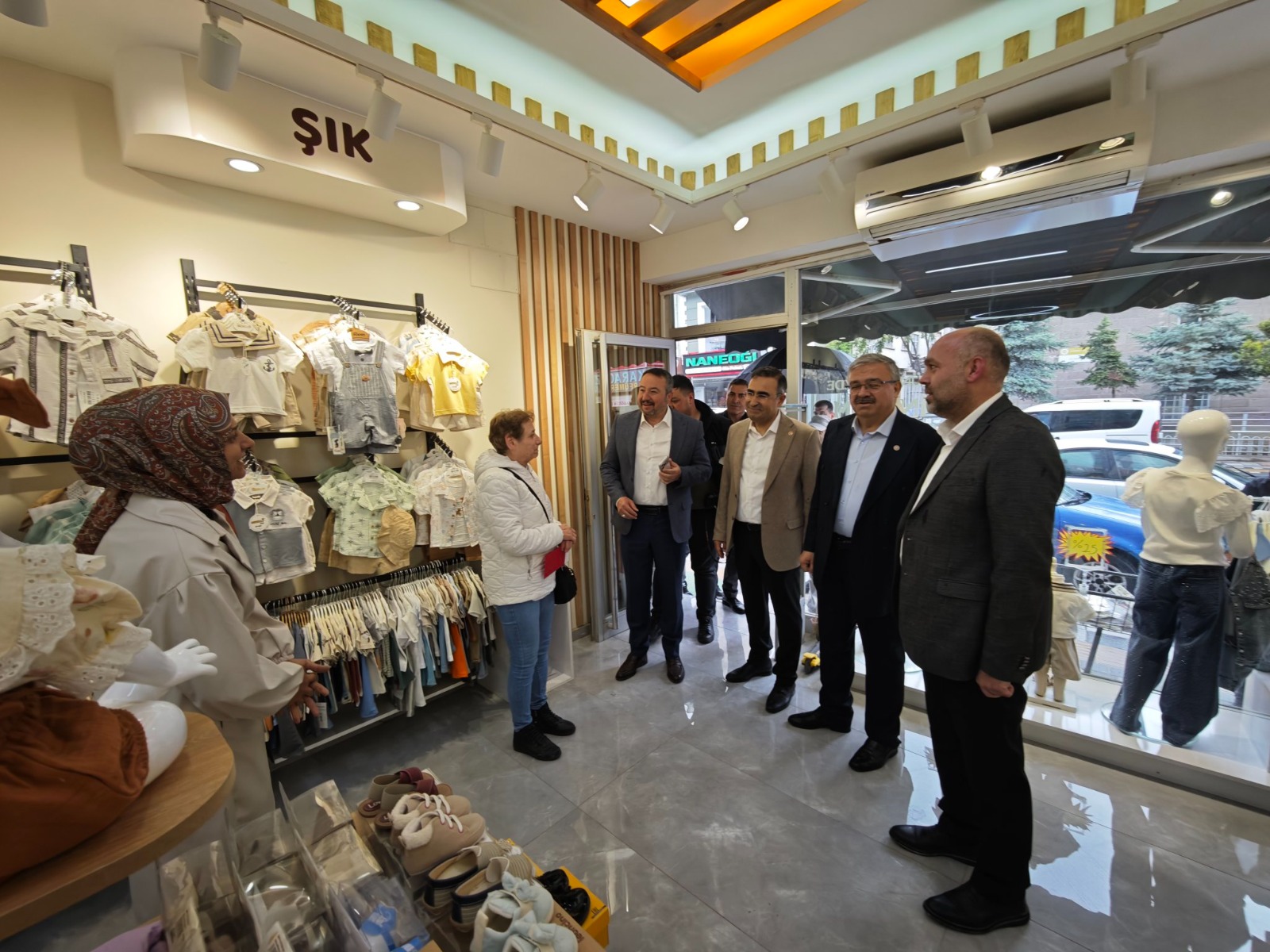 AK Parti Afyonkarahisar milletvekilleri, 9 günlük Kurban Bayramı tatilinin başlamasıyla