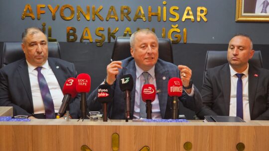 İYİ Parti Genel Başkan Yardımcısı ve Afyonkarahisar Milletvekili Hakan Şeref