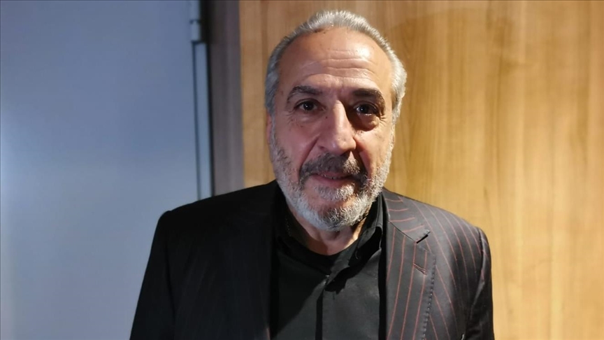"Kurtlar Vadisi" dizisinde canlandırdığı "Zülfikar Ağa" karakteriyle hafızalara kazınan usta
