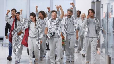 İsrail'in Küresel Sumud Filosu'nda hukuksuz şekilde alıkoyduğu ve dün tamamını