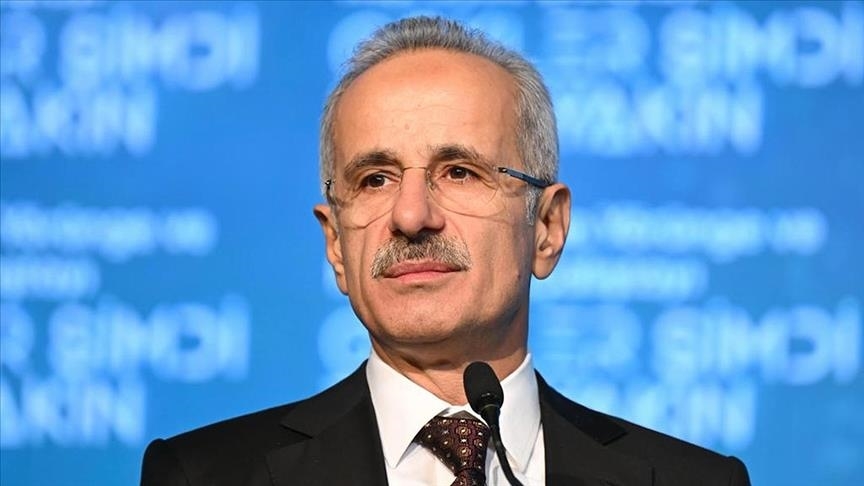 Ulaştırma ve Altyapı Bakanı Abdulkadir Uraloğlu, Afyonkarahisar’ın en önemli ulaşım