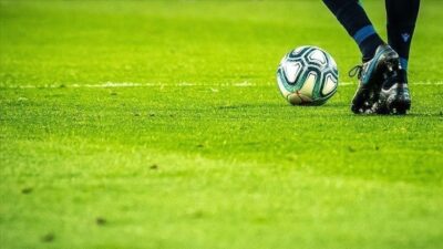 Futbol dünyasında heyecan, 15 Mayıs Cuma günü oynanacak kritik karşılaşmalarla