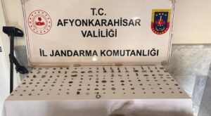 Afyonkarahisar İl Jandarma Komutanlığı ekipleri, Salar beldesinde adli makamlardan alınan