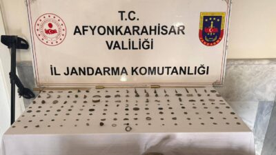 Afyonkarahisar İl Jandarma Komutanlığı ekipleri, Salar beldesinde adli makamlardan alınan