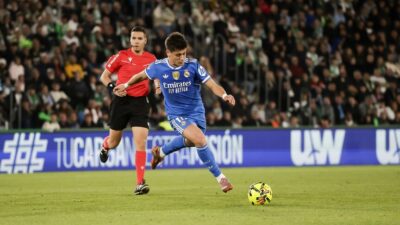 Real Madrid forması giyen milli futbolcu Arda Güler'in Elche'ye yaklaşık