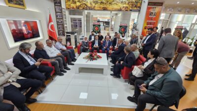 Bir dizi ziyaret ve temaslarda bulunmak üzere Afyonkarahisar’a gelen Demokrasi