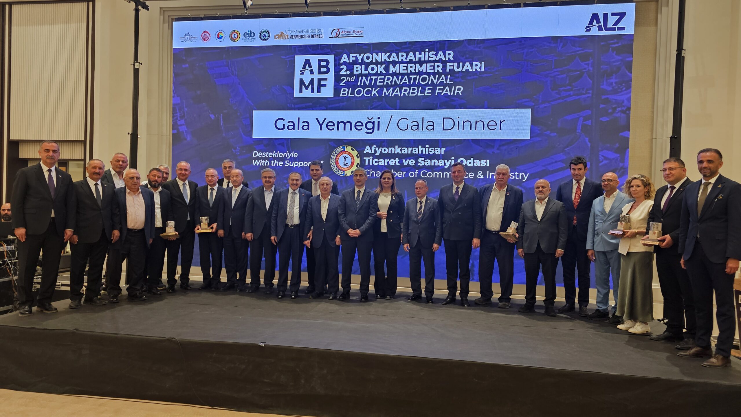 2. Uluslararası Afyonkarahisar Blok Mermer Fuarı kapsamında düzenlenen gala yemeği,