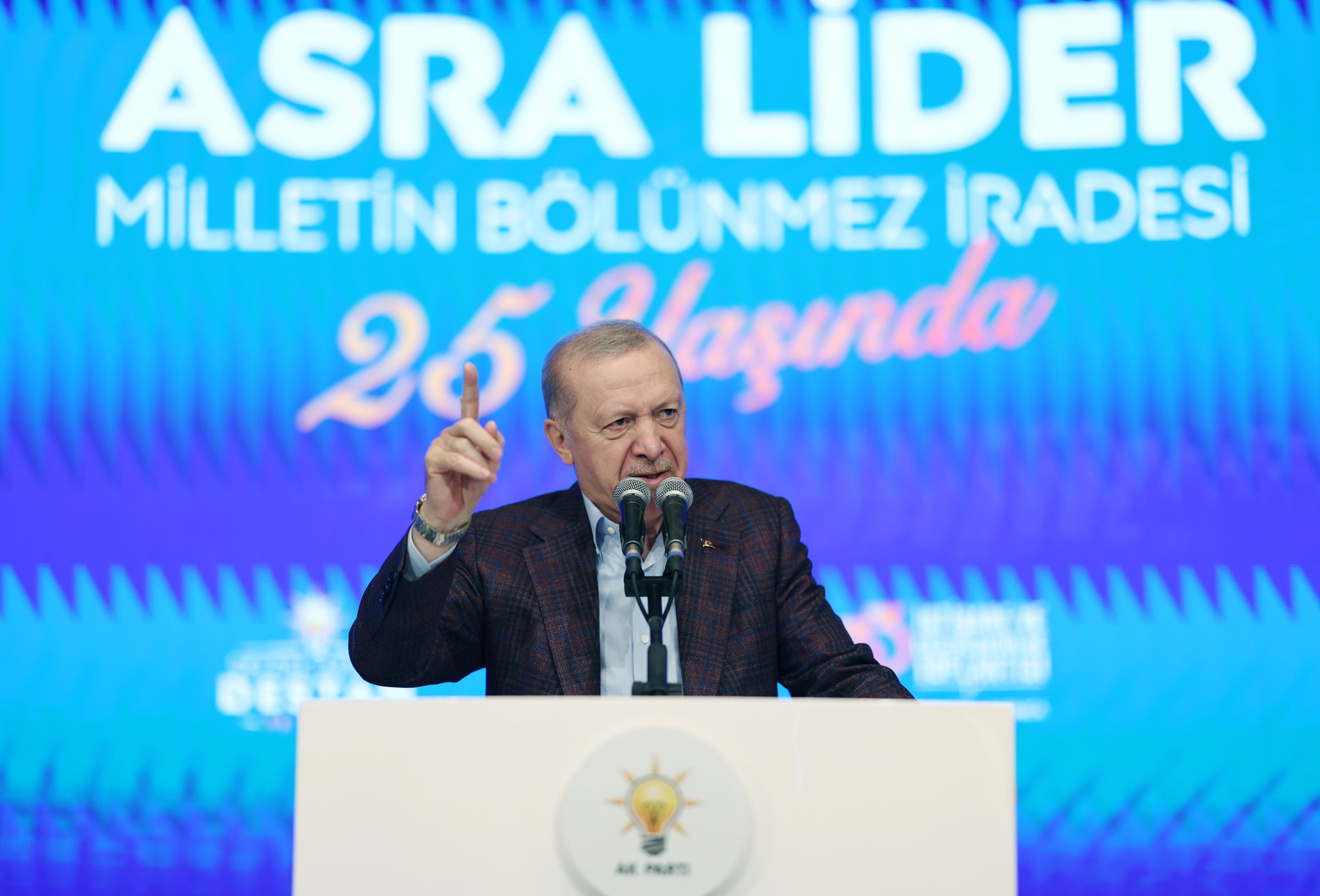 “Milli meselelerde uzlaşıya, ortak noktalarımızı büyütmeye hazırız”