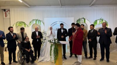 Bolvadin Belediye Başkanı Derviş Aynacı, ilçede dünya evine giren bir