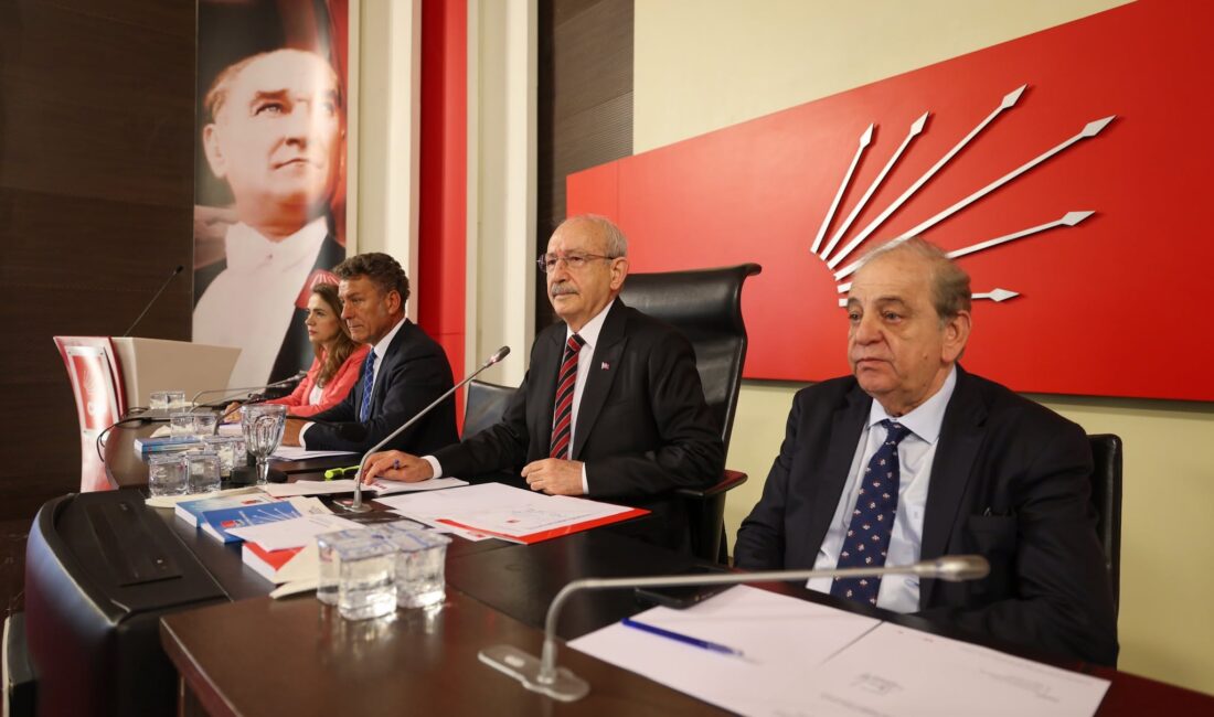 CHP’de Parti Meclisi (PM), olağan kurultay sürecinin başlatılması yönünde karar