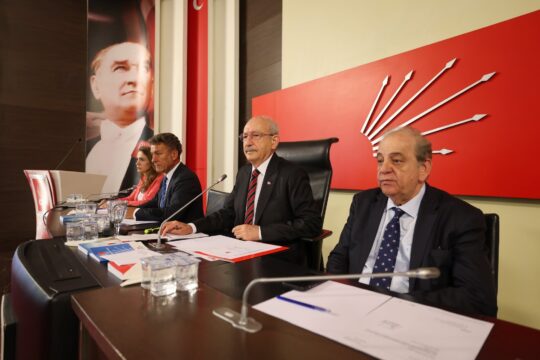 CHP’de Parti Meclisi (PM), olağan kurultay sürecinin başlatılması yönünde karar