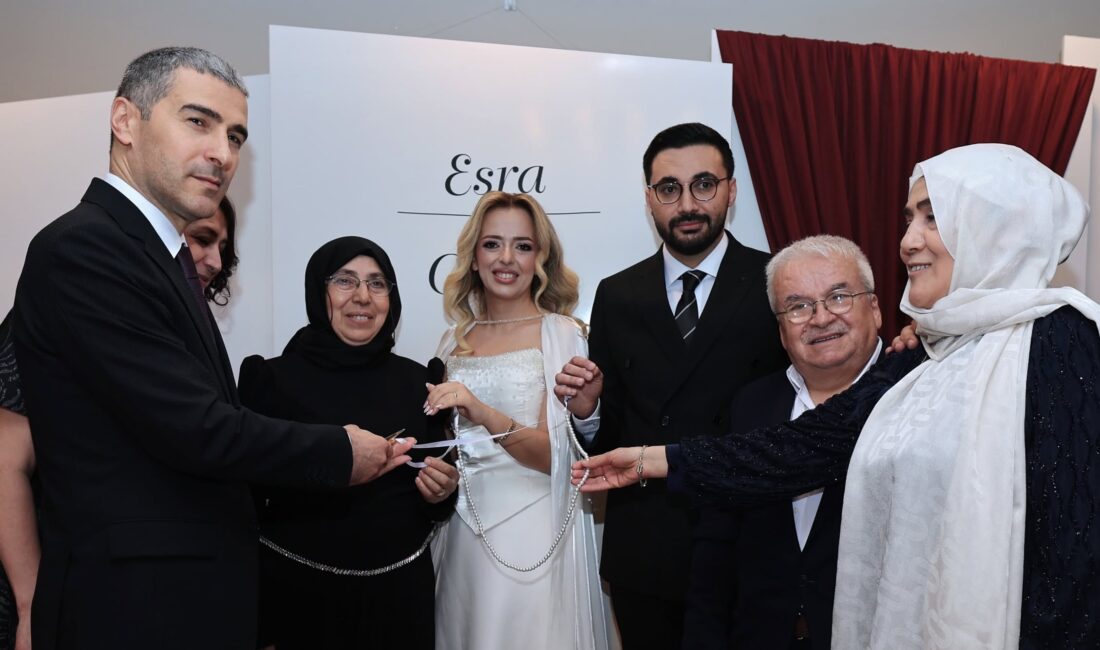 Afyonkarahisar Valisi Dr. Naci Aktaş ve eşi Nagihan Aktaş, Özel