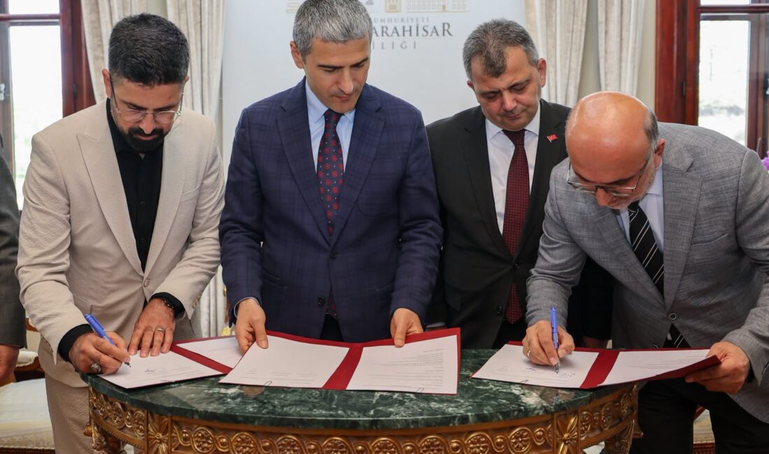 Afyonkarahisar’ın Emirdağ ilçesinde okul öncesi çocukların hem eğlenerek öğreneceği hem