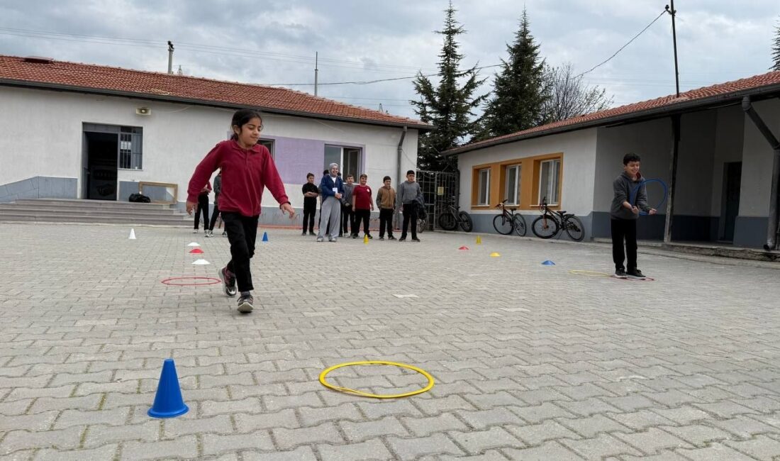 Afyonkarahisar Sağlık Bilimleri Üniversitesi (AFSÜ) Fizyoterapi ve Rehabilitasyon Topluluğu tarafından,
