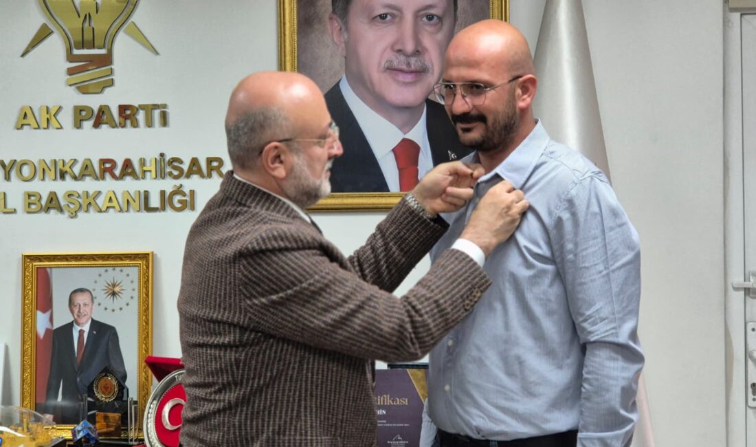 AK Parti Afyonkarahisar İl Başkanlığı’nın düzenlediği Halk Günü buluşmaları öncesinde,