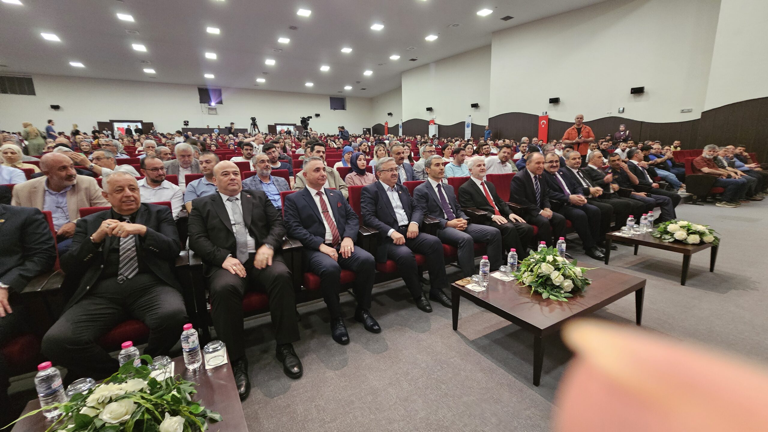 Afyon Kocatepe Üniversitesi (AKÜ) tarafından düzenlenen Bilim, Teknoloji, Sanat ve