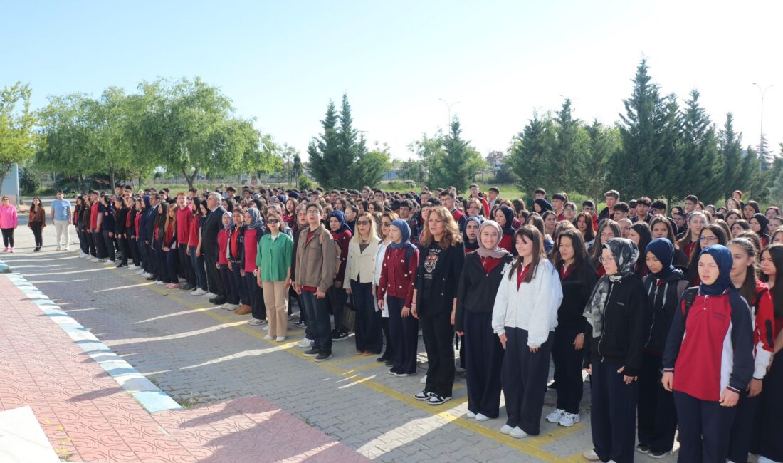 Afyonkarahisar'da 9 günlük Kurban Bayramı tatilinin sona ermesiyle birlikte eğitim
