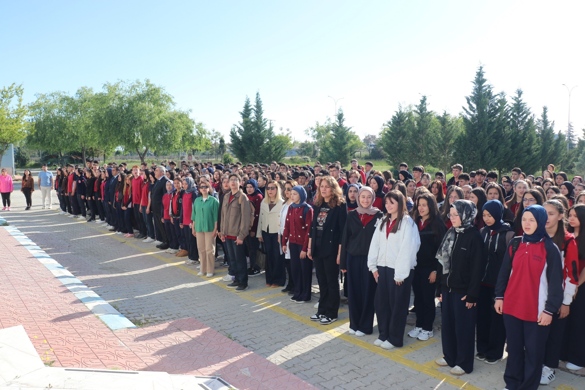 Afyonkarahisar'da 9 günlük Kurban Bayramı tatilinin sona ermesiyle birlikte eğitim