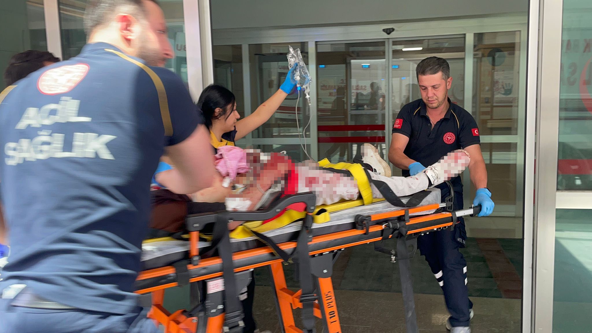 Karaman'da kayınbiraderi tarafından bıçaklanan bir kişi ağır yaralandı. Yeşilada Mahallesi'nde
