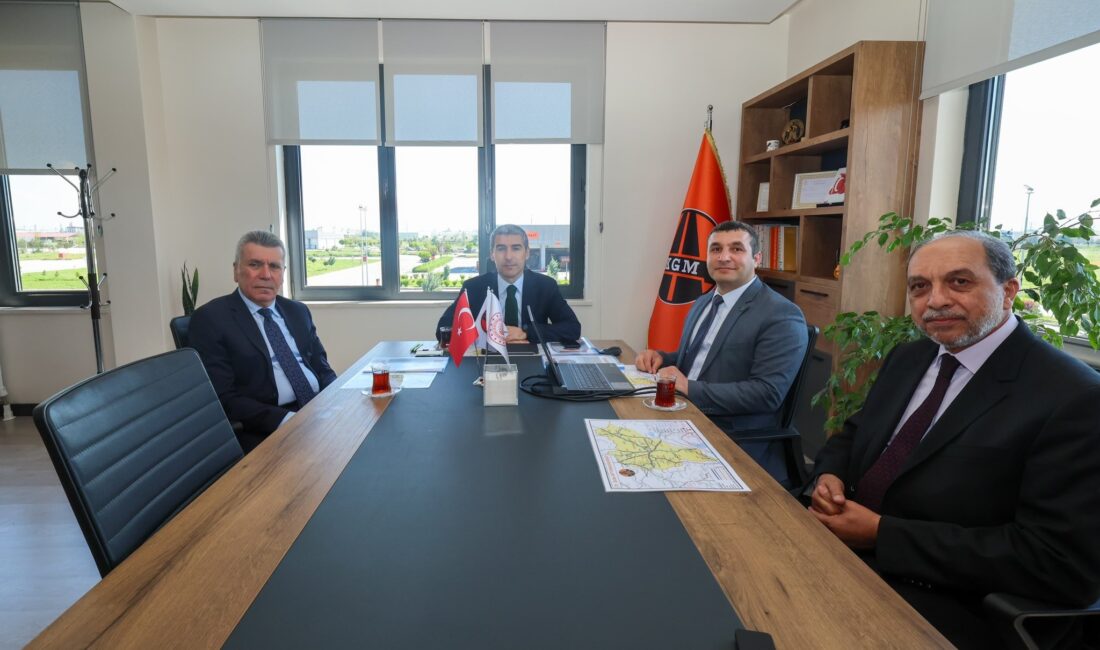 Afyonkarahisar Valisi Dr. Naci Aktaş, Karayolları 31. Şube Şefliği koordinesinde