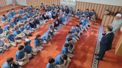 Afyonkarahisar’ın Şuhut ilçesinde bulunan Kurtuluş İhsan Küçükarslan Ortaokulu öğrencileri, "Çevreme