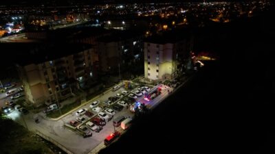 Erzurum'un Kazım Karabekir Paşa Mahallesi'ndeki 5 katlı bir binanın birinci
