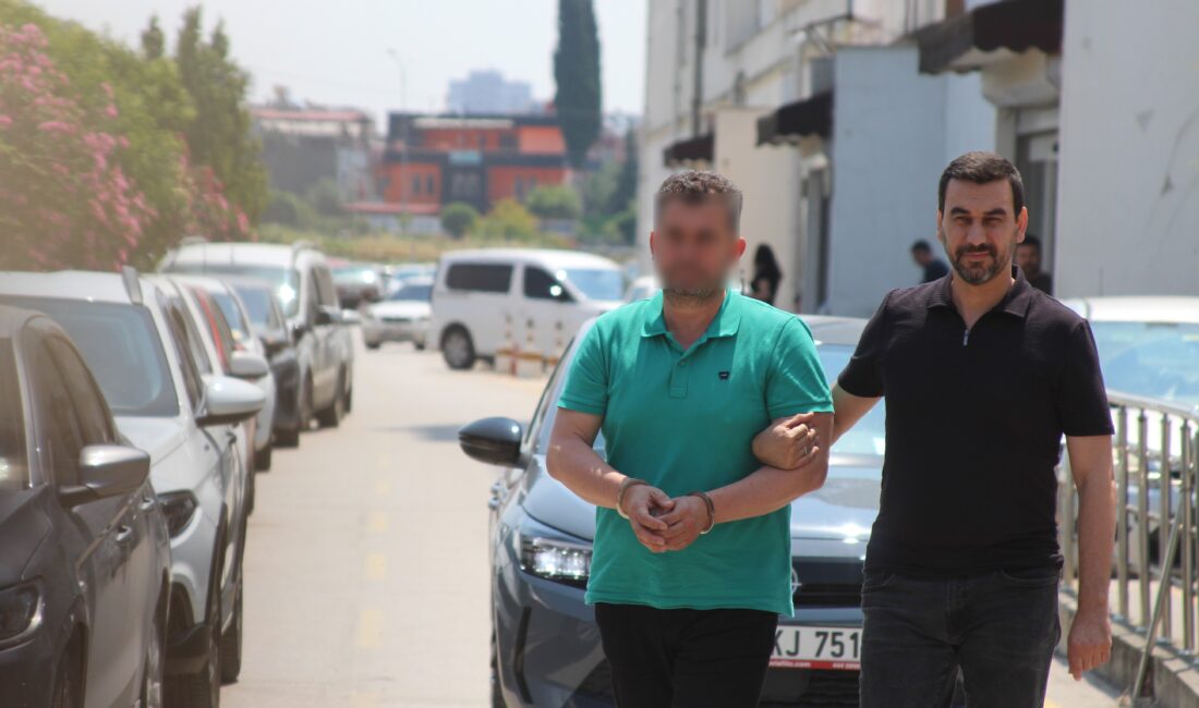 Adana'nın Sarıçam ilçesi Gültepe Mahallesi Elif Su Uludağ Caddesi'nde meydana