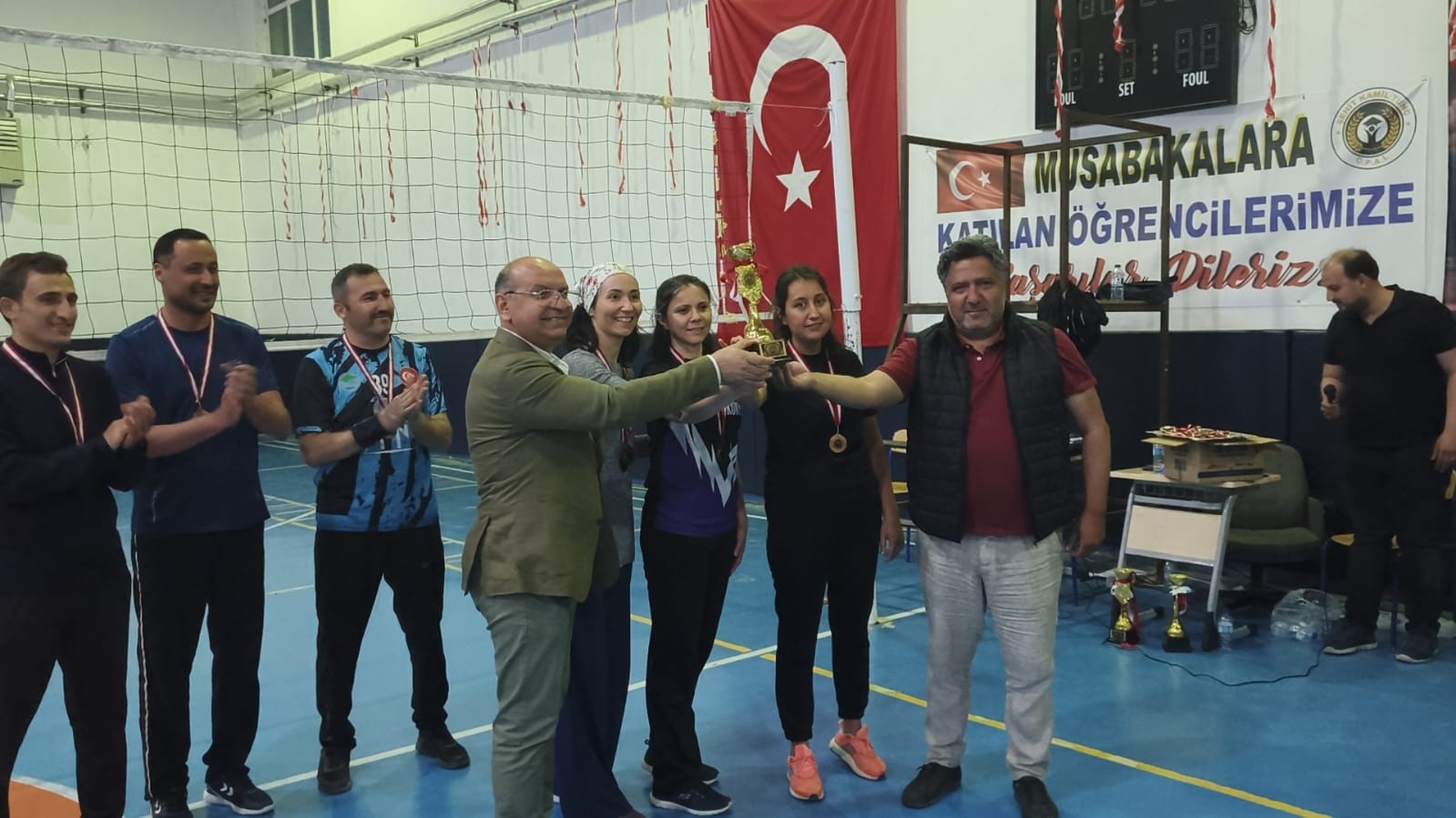 Afyonkarahisar’ın Hocalar ilçesinde spora ve vefaya sahne olan dev bir