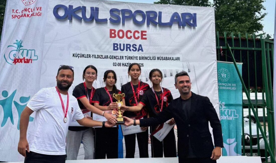 Bursa ev sahipliğinde gerçekleştirilen Okul Sporları Bocce Türkiye Finalleri'nde Afyonkarahisar