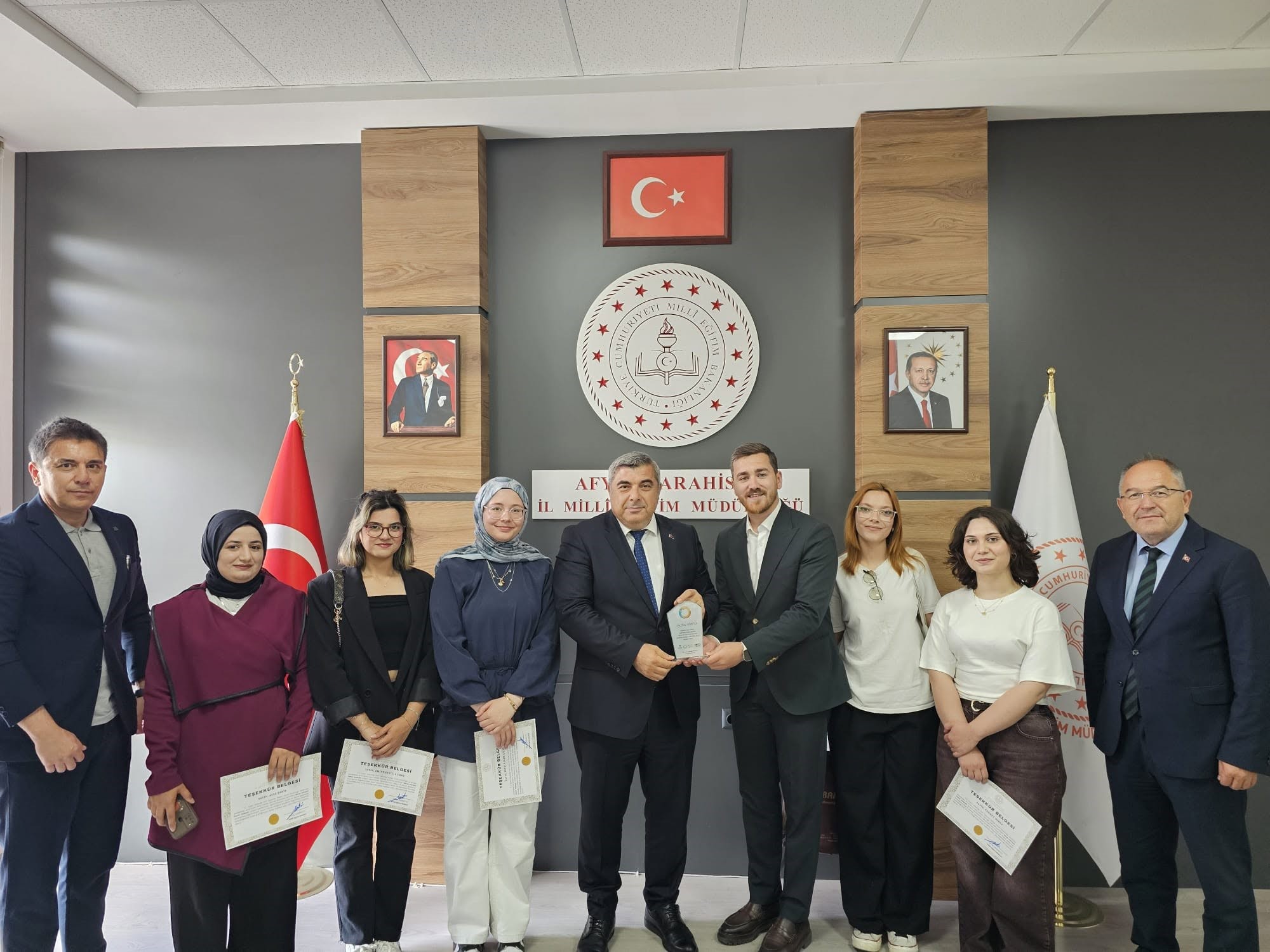 Afyonkarahisar’da gençlerin sağlıklı bir geleceğe adım atması ve zararlı alışkanlıklardan