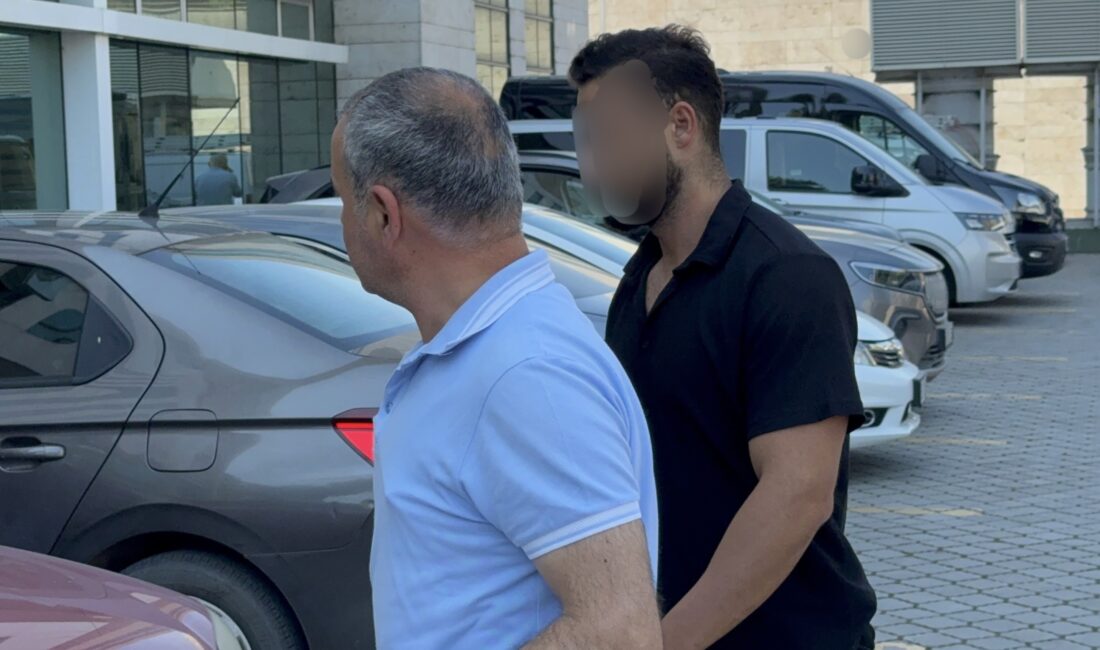 Samsun’da bisikletiyle yaya geçidinden geçmek isterken bir otomobilin çarpması sonucu