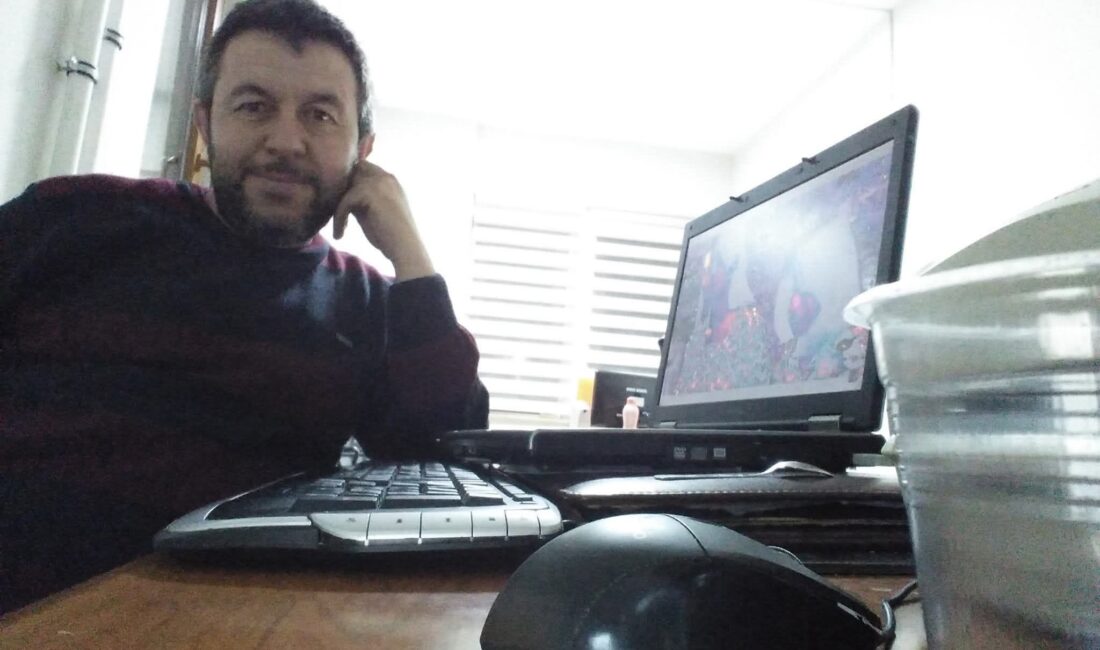 Kütahya’da cadde üzerinde seyir halindeki bir halk otobüsü ile çarpışan