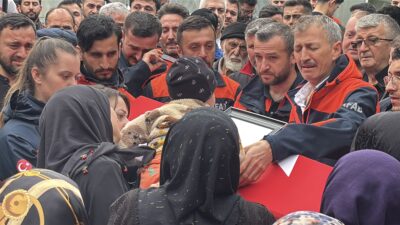 Rize'nin Çamlıhemşin ilçesinde yürütülen bir arama kurtarma faaliyeti esnasında nehir