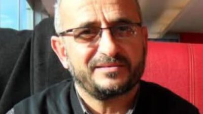 Karaman’da motosiklet ile elektrikli bisikletin kafa kafaya çarpışması sonucu meydana