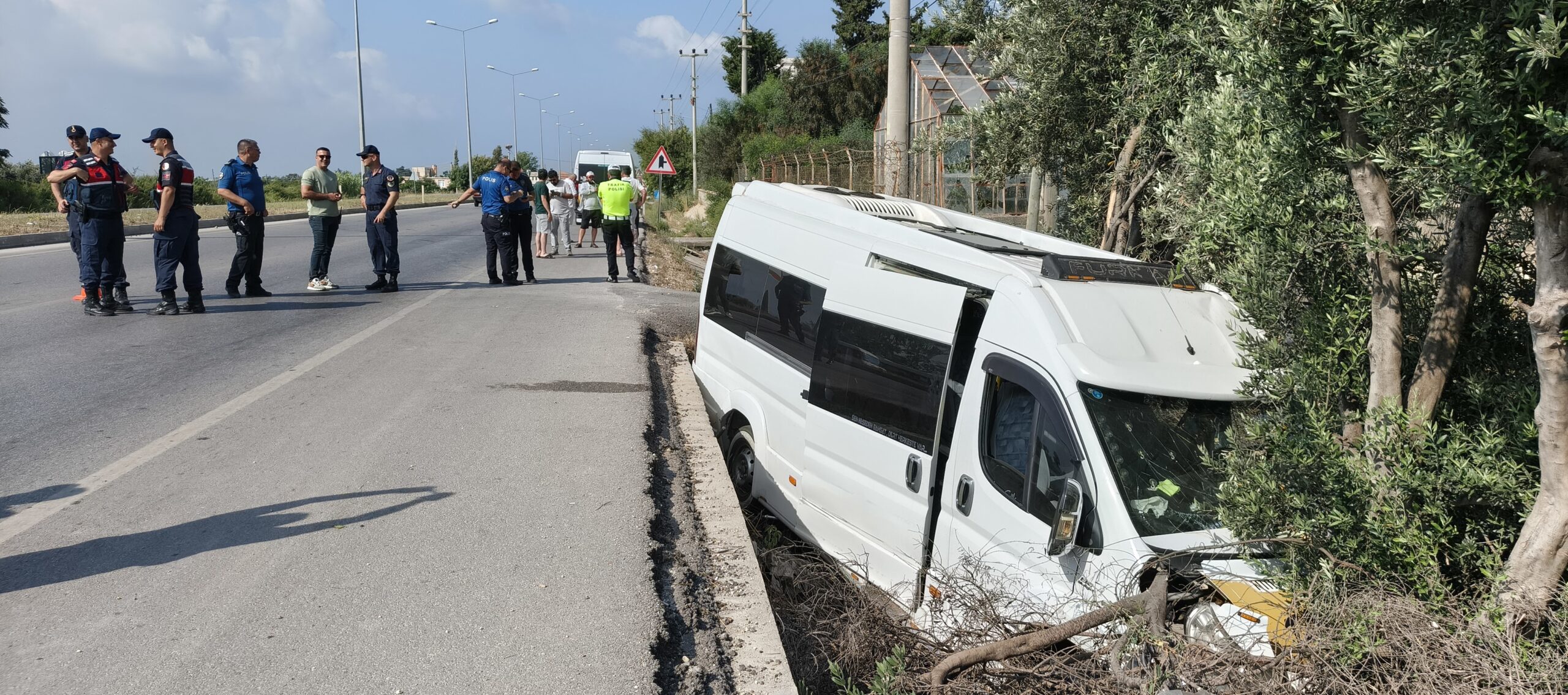 Malatya’nın Battalgazi ilçesinde, arkadaşını ziyaret etmek için gittiği evde dinlenmek