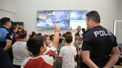 Afyonkarahisar İl Emniyet Müdürlüğü, geleceğin teminatı olan çocukların güvenliği ve