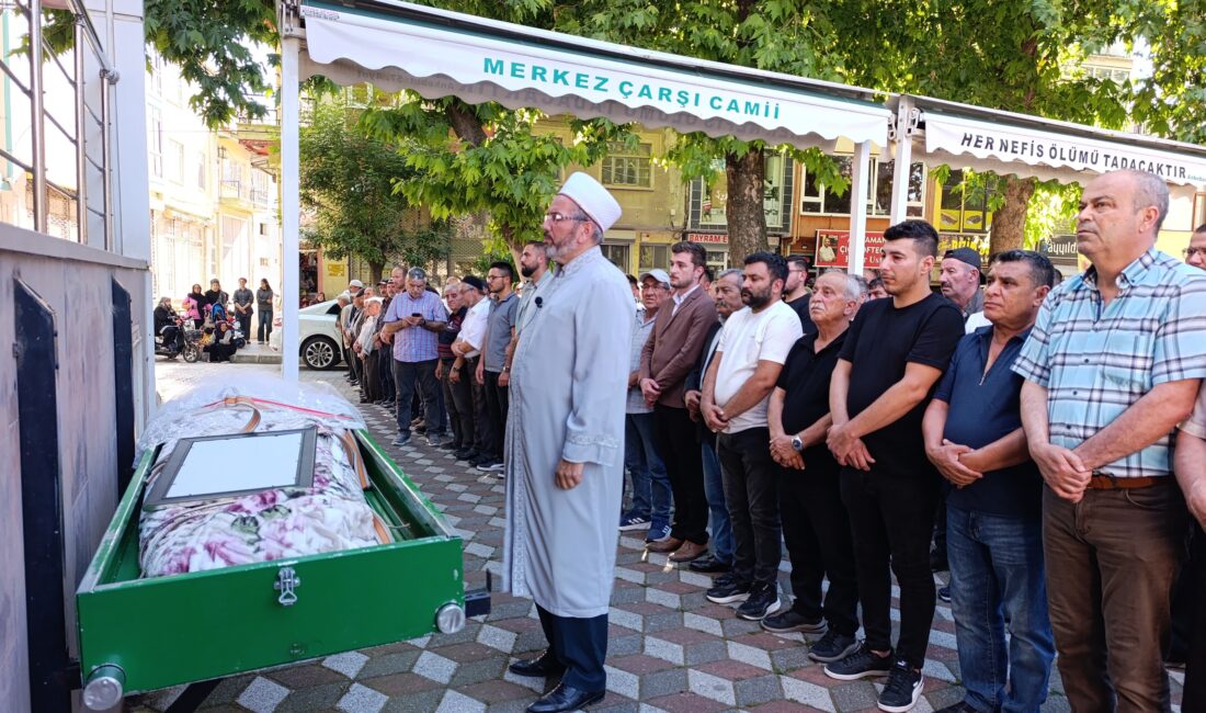 Isparta'da park halindeki bir otomobilin içerisinde arkadaşıyla birlikte gizemli bir