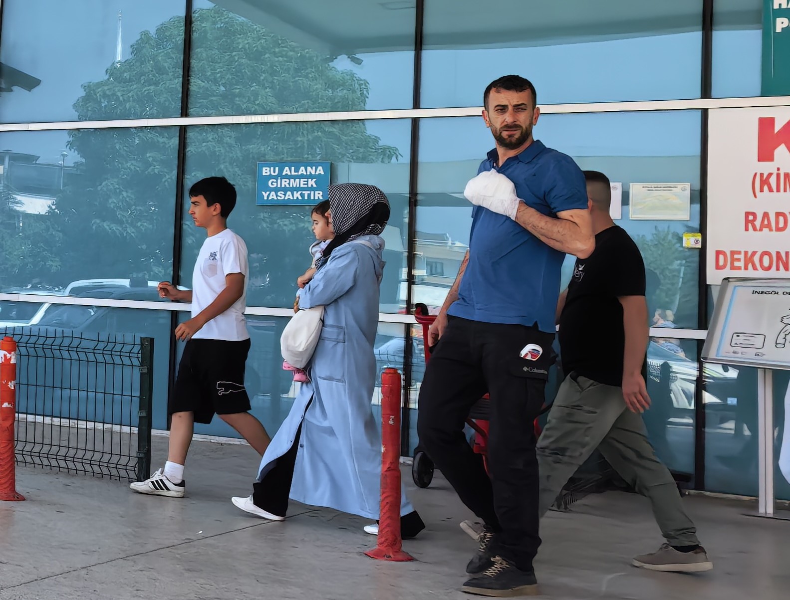 Bursa’nın mobilya üretim üssü İnegöl’de, sabah saatlerinde mesai başında olan