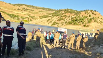 Yaz aylarının gelmesiyle birlikte her yıl onlarca ocağı söndüren gölet