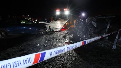 Türkiye'nin önemli turizm merkezlerinden birinde gece yarısı meydana gelen feci