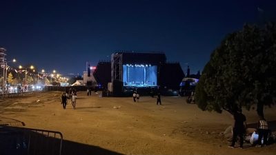 Bursa'da düzenlenen Kültür Yolu Festivali'nde Ceza sahne aldı. Konser alanında