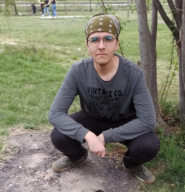 5 kişiyi bıçaklamıştı, cezaevinde öldü