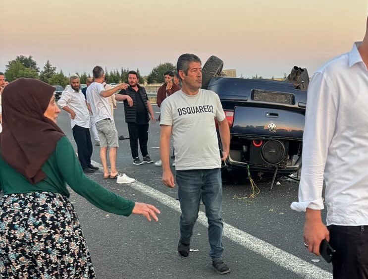 Lüleburgaz'da lastiği patlayan otomobil takla attı: 3 ölü, 1 yaralı