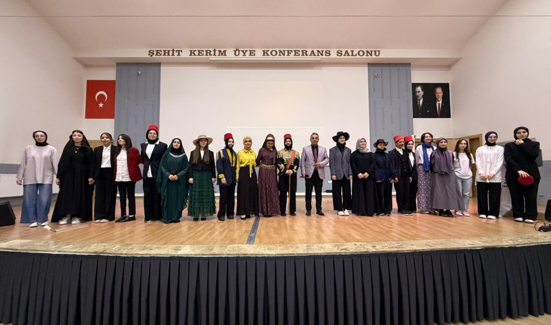 Afyonkarahisar Kız Anadolu İmam Hatip Lisesi öğrencileri tarafından büyük emek