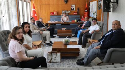 Afyonkarahisar’ın Dinar ve Sandıklı ilçelerinden oluşan bir heyet, Antalya Karayolları
