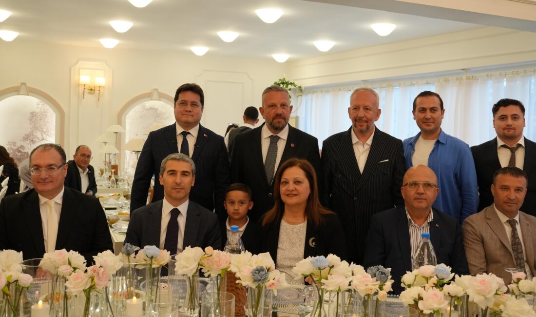 Bolvadin Belediye Başkanı Derviş Aynacı'nın oğlu Mustafa Aynacı ile Afyonkarahisarlı