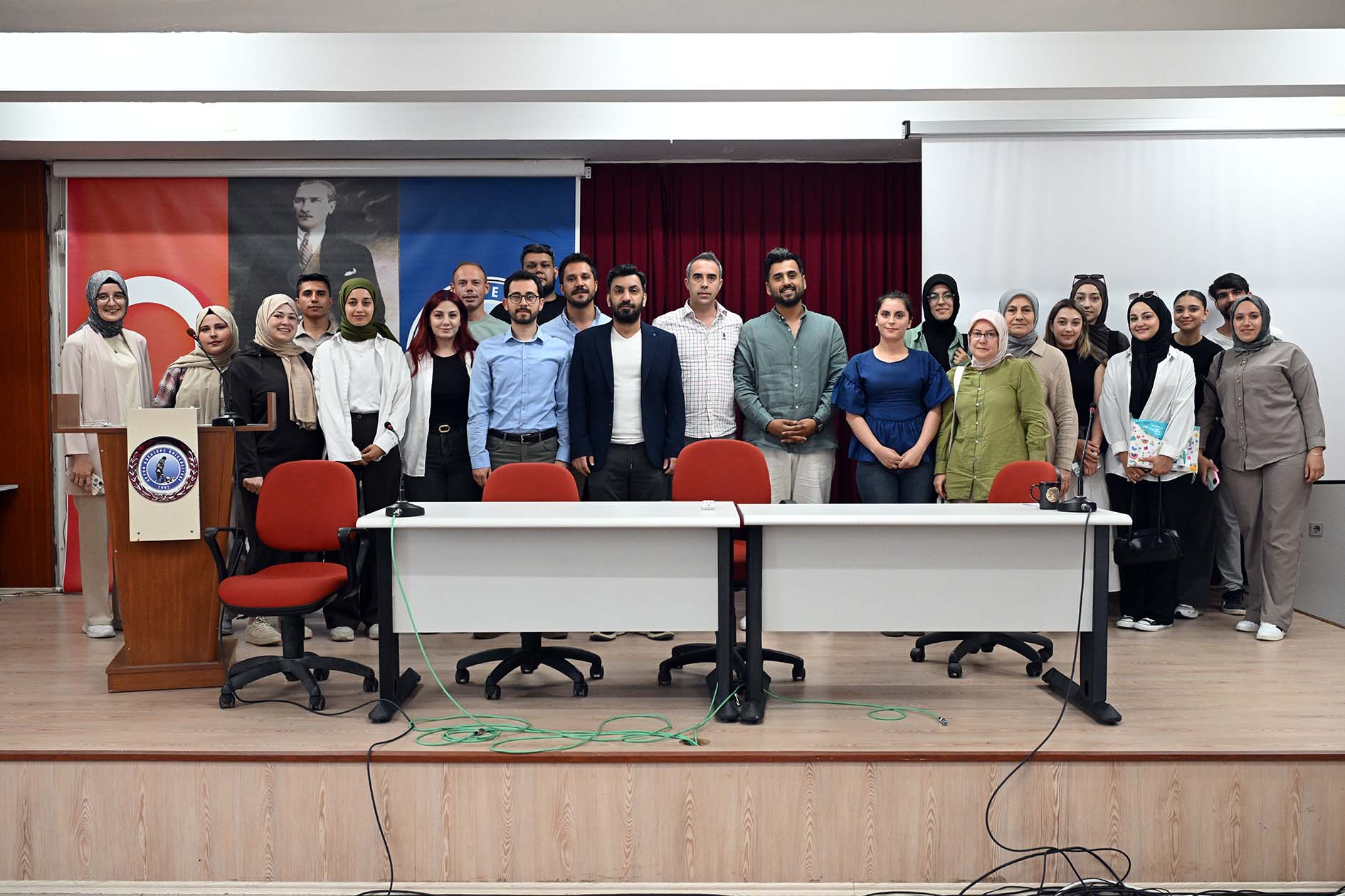 Afyon Kocatepe Üniversitesi (AKÜ) Fen Edebiyat Fakültesi Çağdaş Türk Lehçeleri